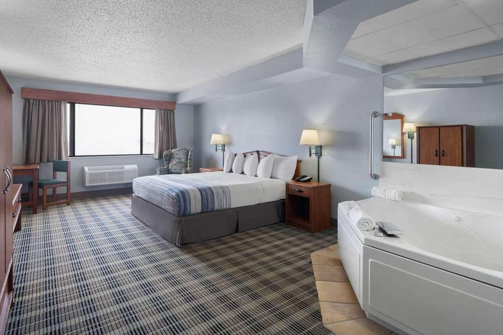 Americinn By Wyndham Stuart Room photo