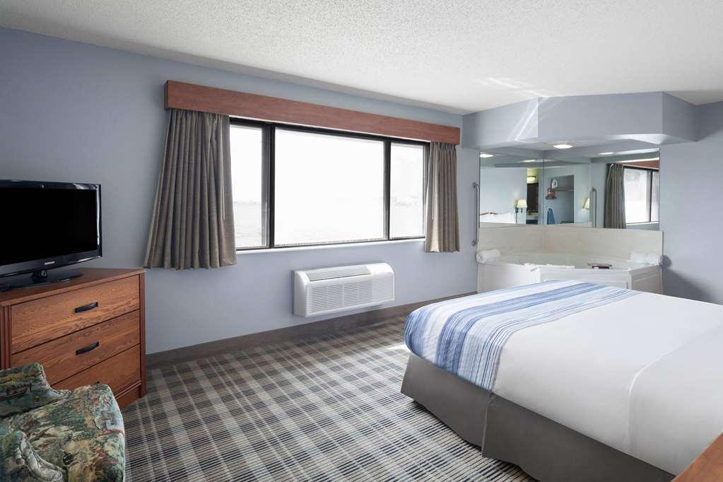 Americinn By Wyndham Stuart Room photo